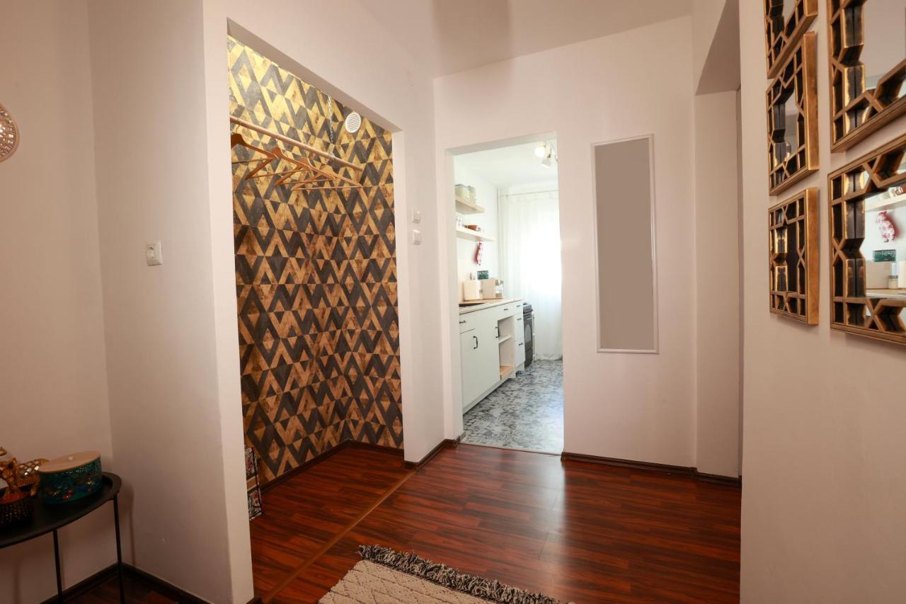 Appartamento La Bloc - At The Block Bucarest Esterno foto